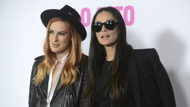 Demi Moore dan Rumer Willis