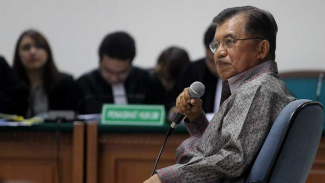 Jusuf Kalla Bersaksi Untuk Kasus Bank Century