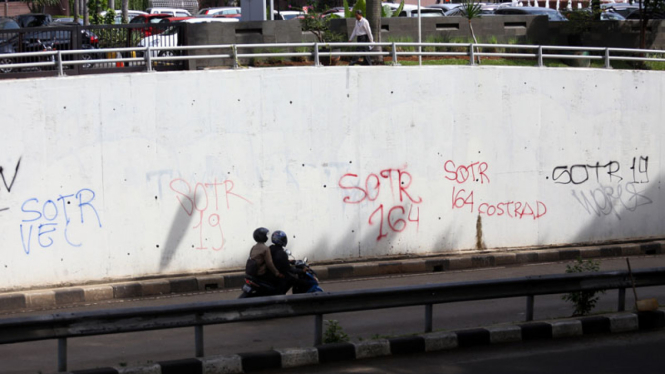 Coretan aksi vandalisme