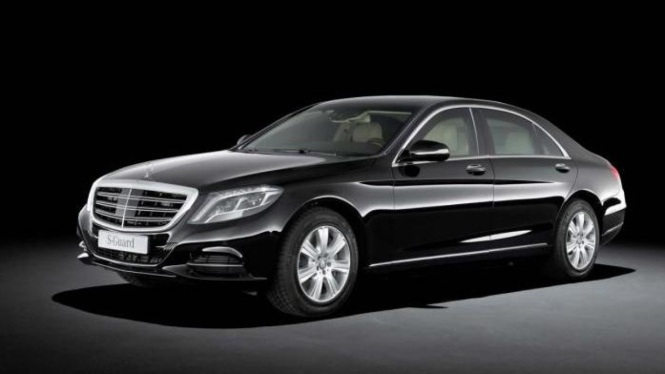 Mercedes-Benz S600 Guard.