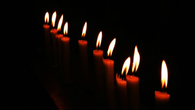 ilustrasi lilin