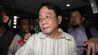 KPK Jemput Paksa Bos Sentul City Cahyadi Kumala