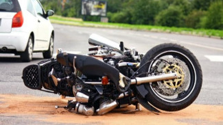 Kala Bikers Tunduk di Tangan Wanita Cantik