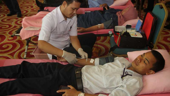Donor Darah di Pusat Perbelanjaan