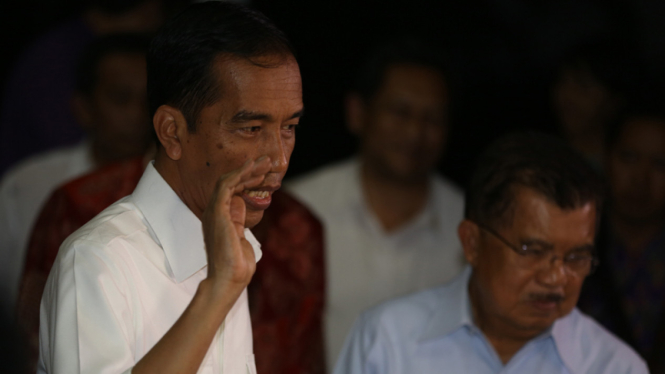 PROSES PENYUSUNAN KABINET JOKOWI - JK