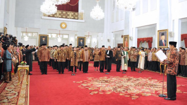 pelantikan 34 menteri kabinet kerja joko widodo