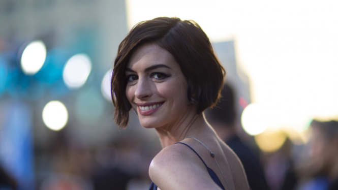 Anne Hathaway