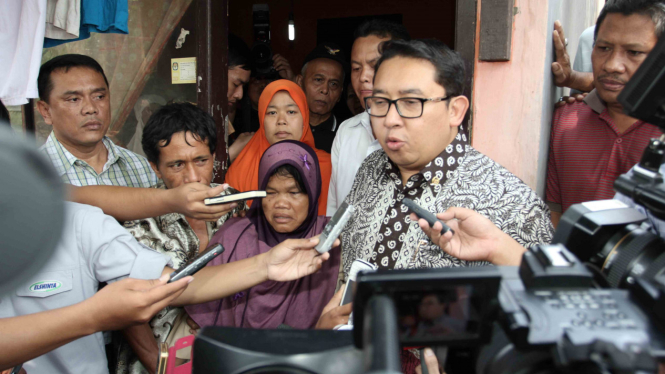 Wakil Ketua DPR Fadli Zon Temui Orang Tua M Arsyad