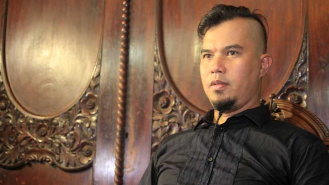 Ahmad Dhani.
