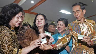 Peluncuran KIS KIP dan KKS