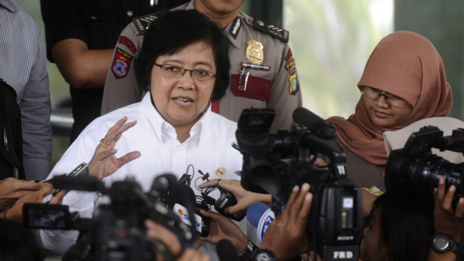 Menteri Lingkungan Hidup dan Kehutanan Siti Nurbaya