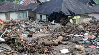 Banjir Bandang di Pasaman Sumbar
