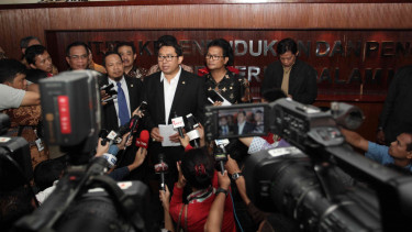 Fadli Zon Sidak ke Dirjen Kependudukan dan Catatan Sipil