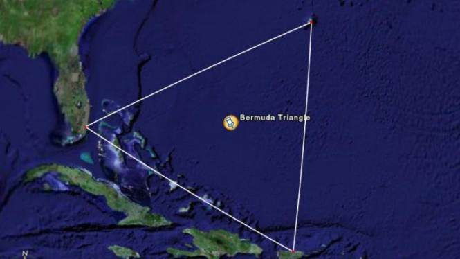 Ilustrasi Segitiga Bermuda