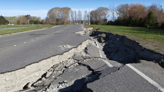 Ilustrasi gempa bumi