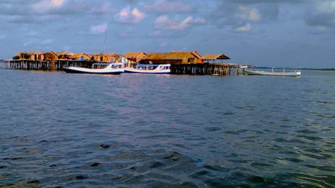 Pulau Terapung salah satu destinasi wisata di Kepulauan Sapeken, Sumenep, Madura