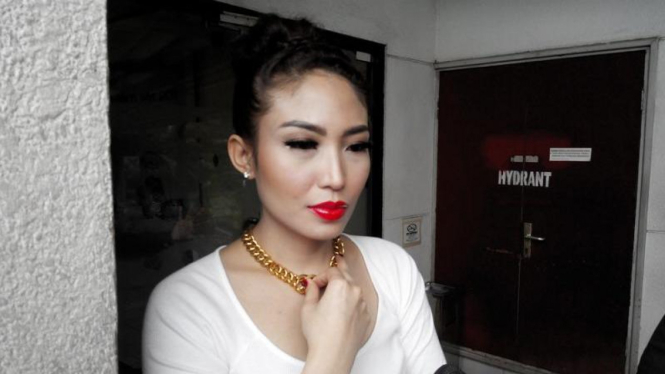 Ayu Dewi