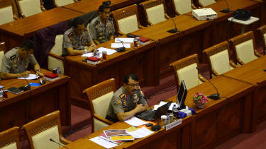 Komjen Pol Budi Gunawan di Komisi III DPR