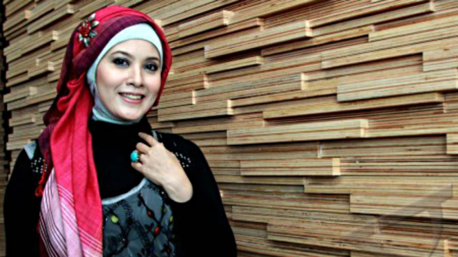 Elma Theana