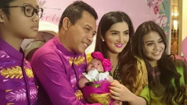Ashanty dan keluarga