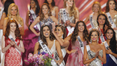 Paulina Vega Raih Mahkota Miss Universe 2014