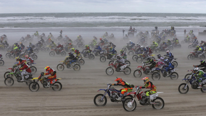 Ilustrasi balap Motorcross