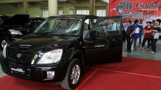 Mobil Esemka