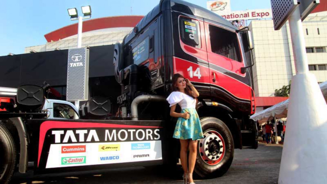 Parade Truk Baru sorot