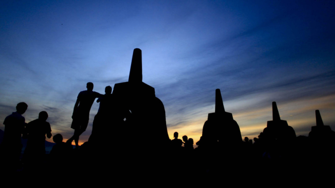 Ilustrasi-Candi Borobudur