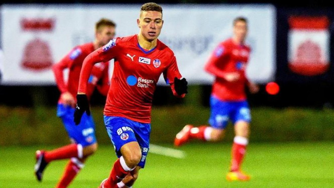 Pemain Helsingborg IF, Jordan Larsson