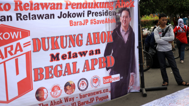 Aksi Dukungan Kepada Ahok di Car Free Day