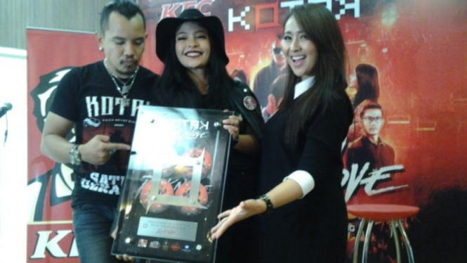Band KOTAK
