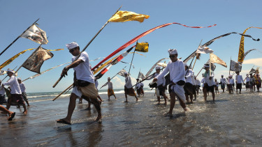 Upacara Melasti Umat Hindu Bali