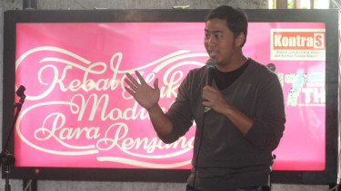 ulang tahun ke-17 kontras