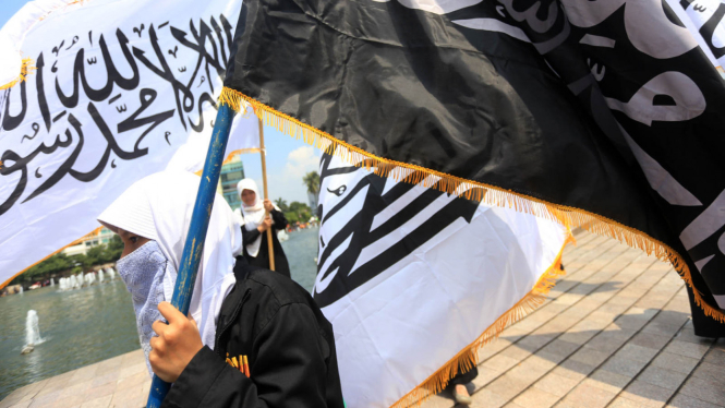 Ilustrasi bendera Hizbut Tahrir Indonesia (HTI) 