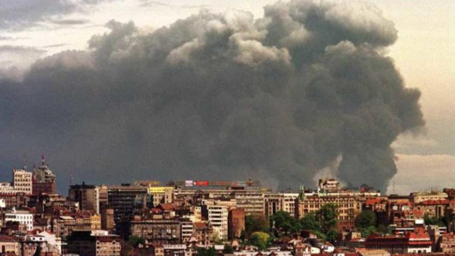 NATO membombardir kota Beograd pada 1999