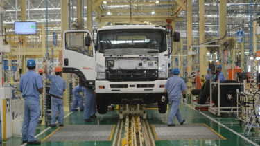 peresmian pabrik isuzu di karawang
