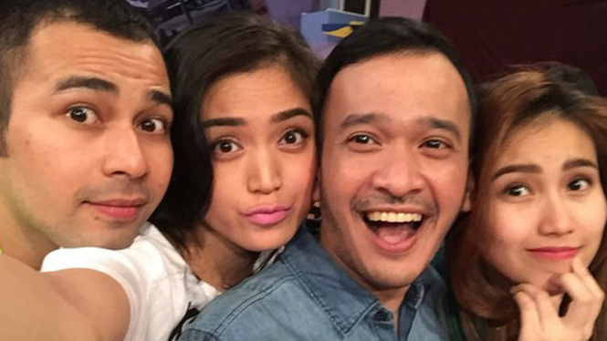 Pengisi acara Pesbukers
