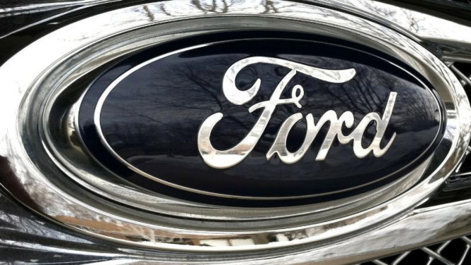 Logo Ford.