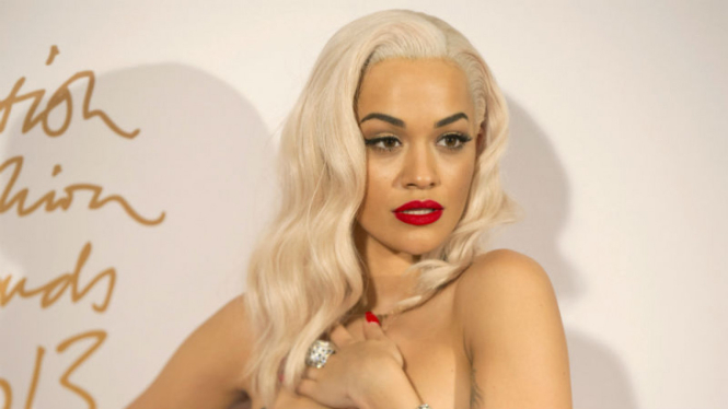 Penyanyi asal Inggris, Rita Ora.