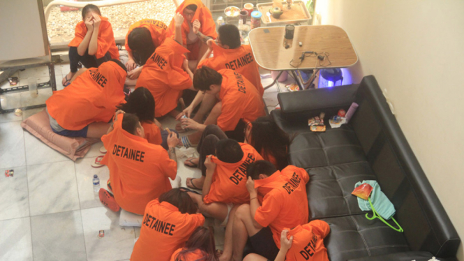 WNA Penjahat Cyber Diserahkan Ke Imigrasi