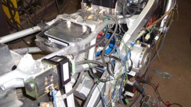 Kelistrikan sepeda motor.