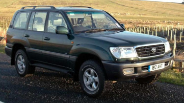 sorot mobil kel - Toyota Land Cruiser VX 100.
