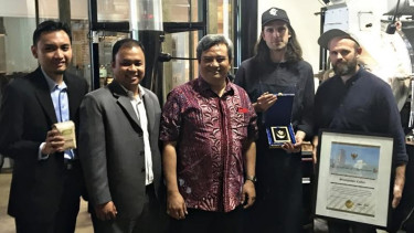 Kunjungan Konjen RI di LA ke Stumptown Coffe.