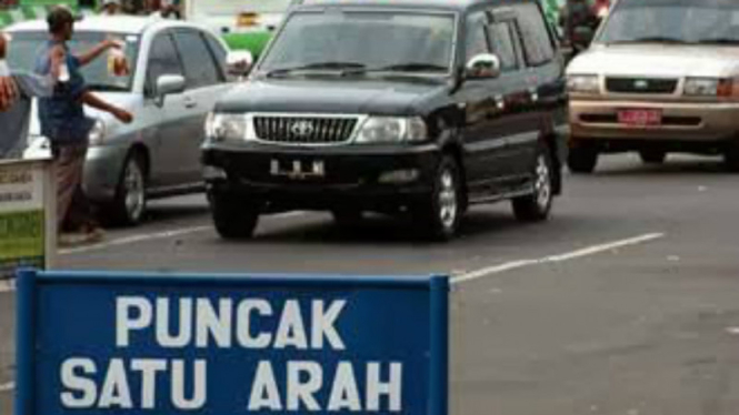 Puncak satu arah.