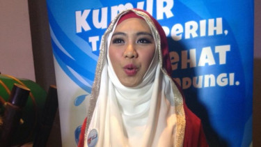 Oki Setiana Dewi