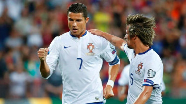 Pemain Portugal, Cristiano Ronaldo, usai bobol gawang Albania