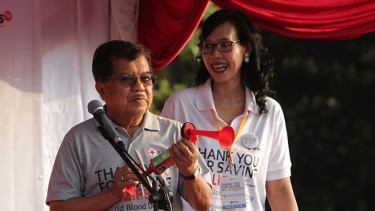 jalan sehat peringati hari donor darah
