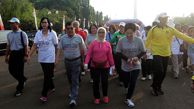 jalan sehat peringati hari donor darah