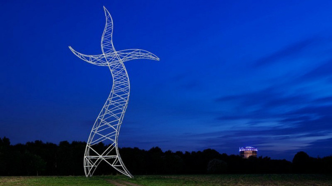 Menara Listrik Menari di Jerman